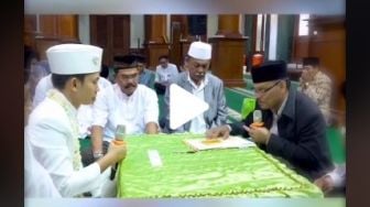 Bikin Mewek! Penghulu Ini Beberkan Pesan Seorang Ayah untuk Menantu Laki-lakinya