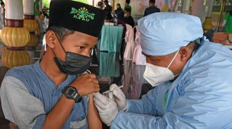 Hampir 50 Persen Warga Kabupaten Malang Telah Vaksinasi Covid-19