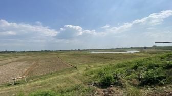 Air Waduk Lalung di Karanganyar Mengering