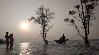 Wisata Banten: Pulau Tunda yang Suguhkan Alam Laut dan Pesona Pantai