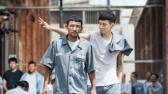 Ulang Tahun ke-51, 7 Film dan Drama Hwang Jung Min yang Wajib Ditonton