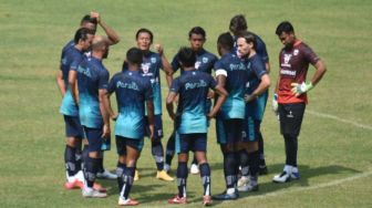 Persiapan Liga 1 Segera Digelar, Skuad Persib Bandung Jalani Tes Kesehatan
