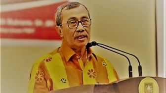 Surat Gubernur Riau Untuk Jokowi, Ngeluh Harga TBS Sawit Ambruk