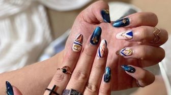 Sontek 5 Inspirasi Nail Art DIY untuk Hiasan Kuku yang Menggemaskan