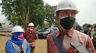 Bersihkan Mural di Bogor, Dedie: Ini Untuk Memelihara Keindahan Kota