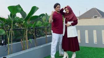 7 Potret Rumah Cindy Fatikasari dan Tengku Firmansyah, Ada Ruang Rahasia di Balik Tangga