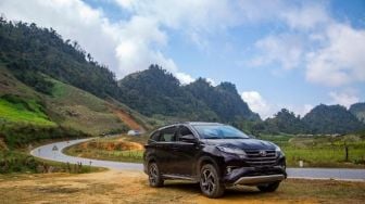 Toyota Rush Masih Jadi Primadona, Cek Harganya di Sini