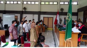 Sidang Masjid Sriwijaya: Terungkap Perihal Sewa Menyewa Helikopter