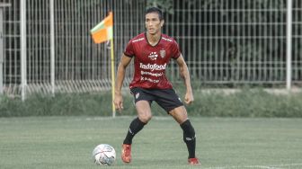 Bali United Resmi Pinjam Bek Jebolan Liga Filipina dari Persis Solo