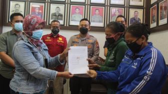 Polisi Tegaskan Kasus Ibu-ibu Curi Susu Dihentikan Bukan Karena Hotman Paris