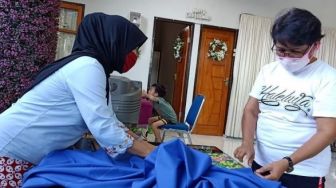Dampak Pandemi, Kisah Pengrajin Batik di Balikpapan Selamatkan Usaha dengan Membuat Masker