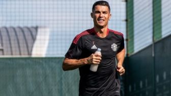 Ganasnya Krisis BBM di Inggris, Bentley Milik CR7 Tak Kebagian Bensin Meski Antre 7 Jam