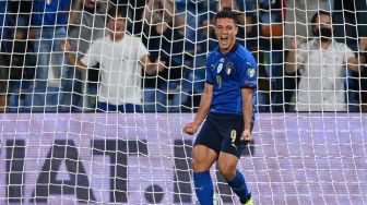Resmi! Napoli Datangkan Giacomo Raspadori Dari Sassuolo