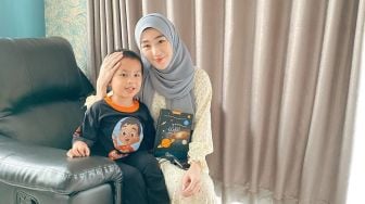 Lebih Bahagia Ketimbang Bersama Alvin Faiz, Larissa Chou: Tidak Mudah Jadi Single Mom