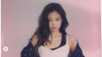 7 Potret Jennie BLACKPINK Jadi Model Calvin Klein, Bikin Heboh