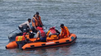 Terseret Ombak Pantai Padang, 2 Remaja Ditemukan Tewas