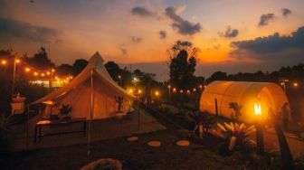 Kalasenja Family, Glamour Camping Kekinian Sedang Hits di Cimahi