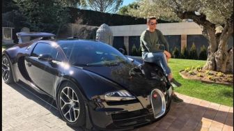 Rombongan Cristiano Ronaldo Alami Kecelakaan, Bugatti Veyron Seharga Rp 23 Miliar Jadi Korban