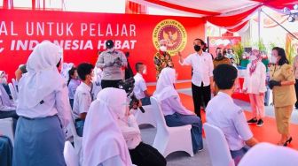 Sebanyak 3.226 Siswa Setingkat SMA di Lampung Sudah Divaksin