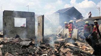 2 Rumah Ludes Terbakar di Pamulang Tangsel, Tersisa Puing-Puing