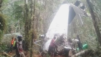 Tiga Kru Pesawat Rimbun Air Ditemukan Meninggal Dalam Badan Pesawat