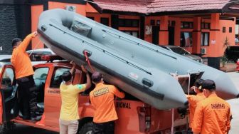 Mobil Tenggelam di Sungai Konaweha, Tiga Penumpang Hilang