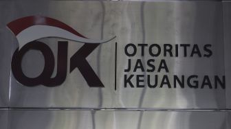 OJK Bersihkan Sektor Perbankan, 15 Izin Dicabut