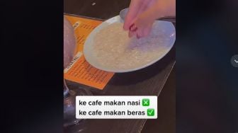 Viral! Wanita Pesan Beras Mentah Untuk Cemilan di Kafe, Netizen Auto Traveling