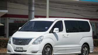 Mobil Minibus &#8211; Pilihan Kendaraan Tepat untuk Keluarga (Plus Harganya