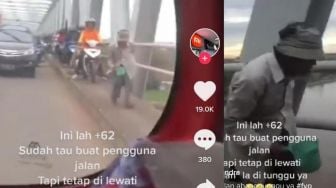 Bikin Geram Warganet, Viral Video Deretan Motor Terjebak Macet di Trotoar Gegara Hal Ini