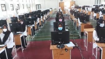 Datang Jauh-jauh dari Kampar, Peserta Gagal Ujian karena Telat 5 Menit