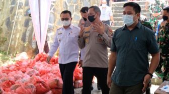 Vaksinasi Merdeka di UBB, Jokowi Ingatkan Elemen Kampus Berperan Percepat Vaksinasi