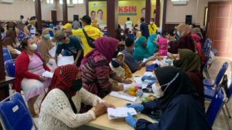 Kolaborasi Dengan Satgas Covid-19 Kabupaten Bogor, Golkar Gelar Vaksinasi Massal