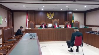 Pakai Baret Hijau, Kivlan Zen Hari Ini Jalani Sidang Vonis Kasus Senpi Ilegal