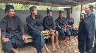 Tradisi Unik Suku Ammatoa Bulukumba: Lepas Baju dan Tidak Mandi 40 Hari