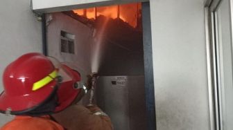 Konsleting Listrik, Dealer Yamaha JG Palimanan Terbakar