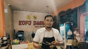 Mengenal Muhammad Ashar, Pencetus Kopi Daeng Di Balikpapan