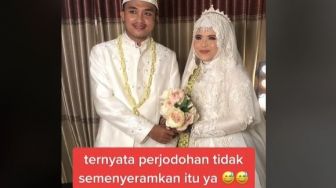 Kisah Pasangan Pengantin Dijodohkan, Baru Pertama Kali Bertemu di Hari Pernikahan