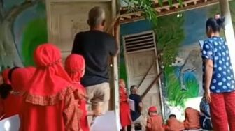 Viral Video Sekolah PAUD di Kranggilan Serang Disegel Pemilik Lahan, Publik Geram