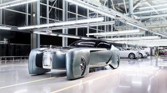 Rolls-Royce Motor Cars Paparkan Perjalanan Elektrifikasi Produk, Termasuk 103EX