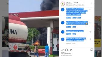 Viral! Truk Terbakar Hebat di Dekat Pom Bensin Sidoarjo, Warga Panik