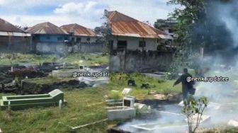 Tega! Anak Bakar Kuburan Ayah hingga Batu Nisan Dihancurkan, Ternyata Gara-gara Ini