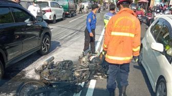 Terlibat Kecelakaan di Ngampilan, Dua Motor Terbakar