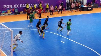 Tensi Tinggi! Video Duel Tim Futsal Jatim vs Jabar di PON Papua, Publik: RIP Sportivitas