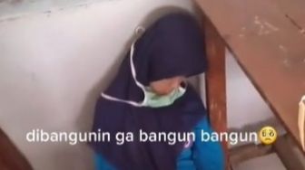 Gak Lucu! Viral Gadis Berjilbab Kena Prank Orangtua Meninggal, Sampai Tak Bangun-bangun