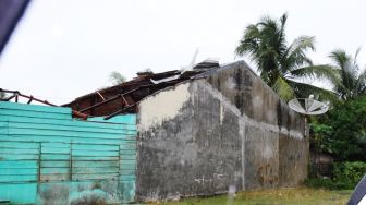 Diterjang Angin Kencang, Rumah dan Sekolah di Aceh Rusak