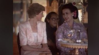 Momen Putri Diana Kunjungi Keraton Jogja, Tepergok Gerah tapi Sikapnya Banjir Pujian