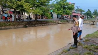 Asik Main di Kali Kilasah Serang, Bocah 8 Tahun Tenggelam Hingga Ditemukan Tewas