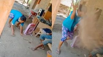 Ditagih Bayar Utang, Viral Ibu-Ibu di TikTok Ngamuk Lempar-Lempar Pasir