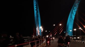 Jembatan Baru Sungai Alalak Selalu Ramai di Malam Hari